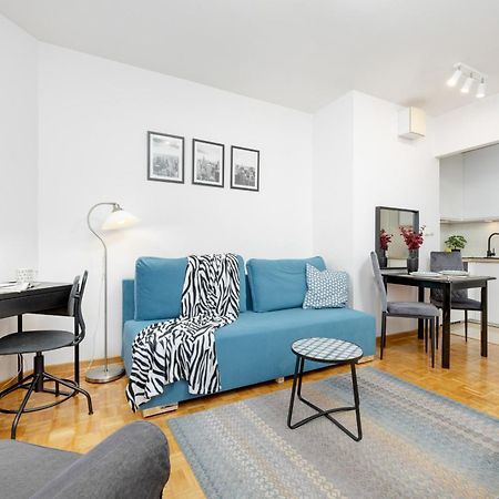 Bukowinska Apartment With Balcony And Parking And Swimming Pool By Noclegi Renters 华沙 外观 照片