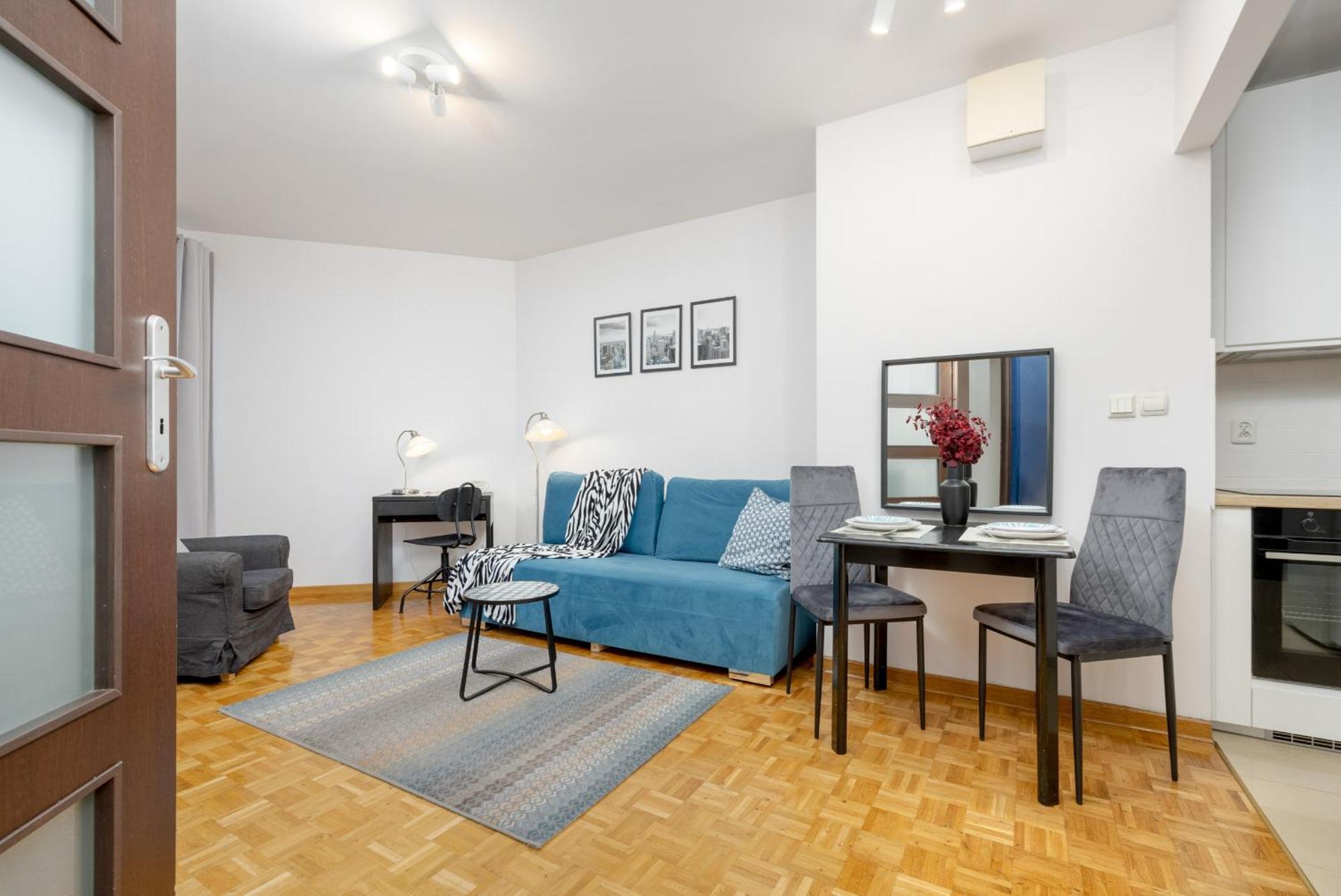 Bukowinska Apartment With Balcony And Parking And Swimming Pool By Noclegi Renters 华沙 外观 照片